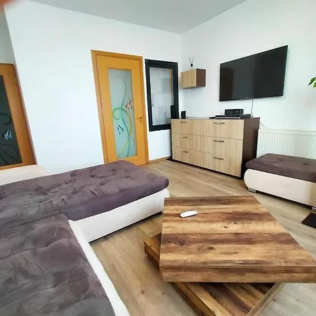 View Luxury * Бухарест