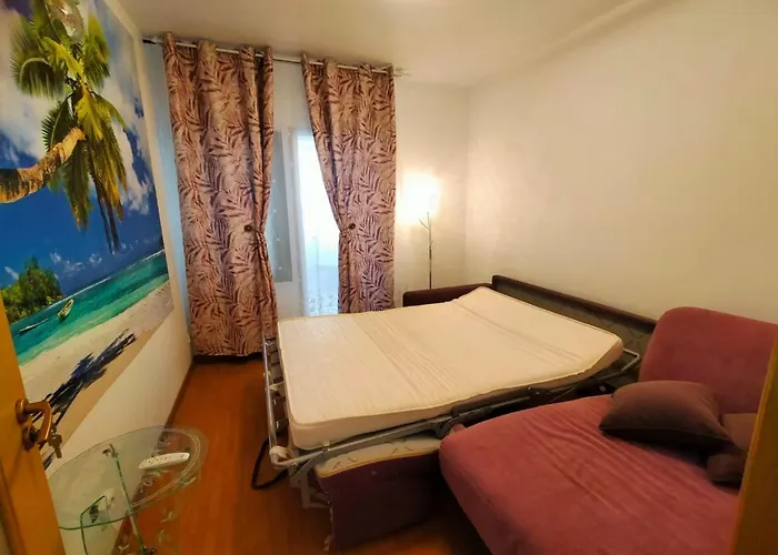 View Luxury Бухарест