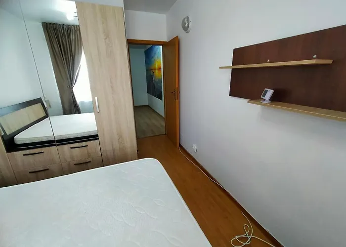 View Luxury Бухарест